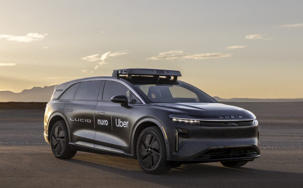 New Uber Partnership Brings 20,000 AI-Driven Lucid Robotaxis to Streets