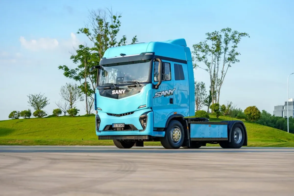 Pony.ai Unveils Gen-4 Autonomous Trucks, Targets 2026 Deployment