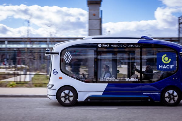 WeRide Robotaxi Revenue Multiplies Nearly Ninefold, Global Expansion Accelerates