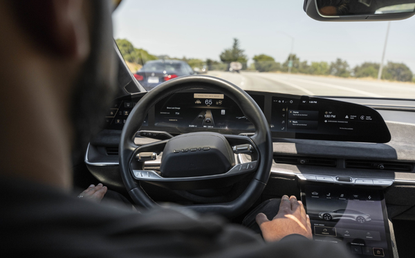 Lucid Advances Toward Autonomy With New Hands-Free Driving Capabilities