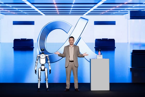 Honor Previews Robot Phone and Unveils First Humanoid Robot at MWC 2026